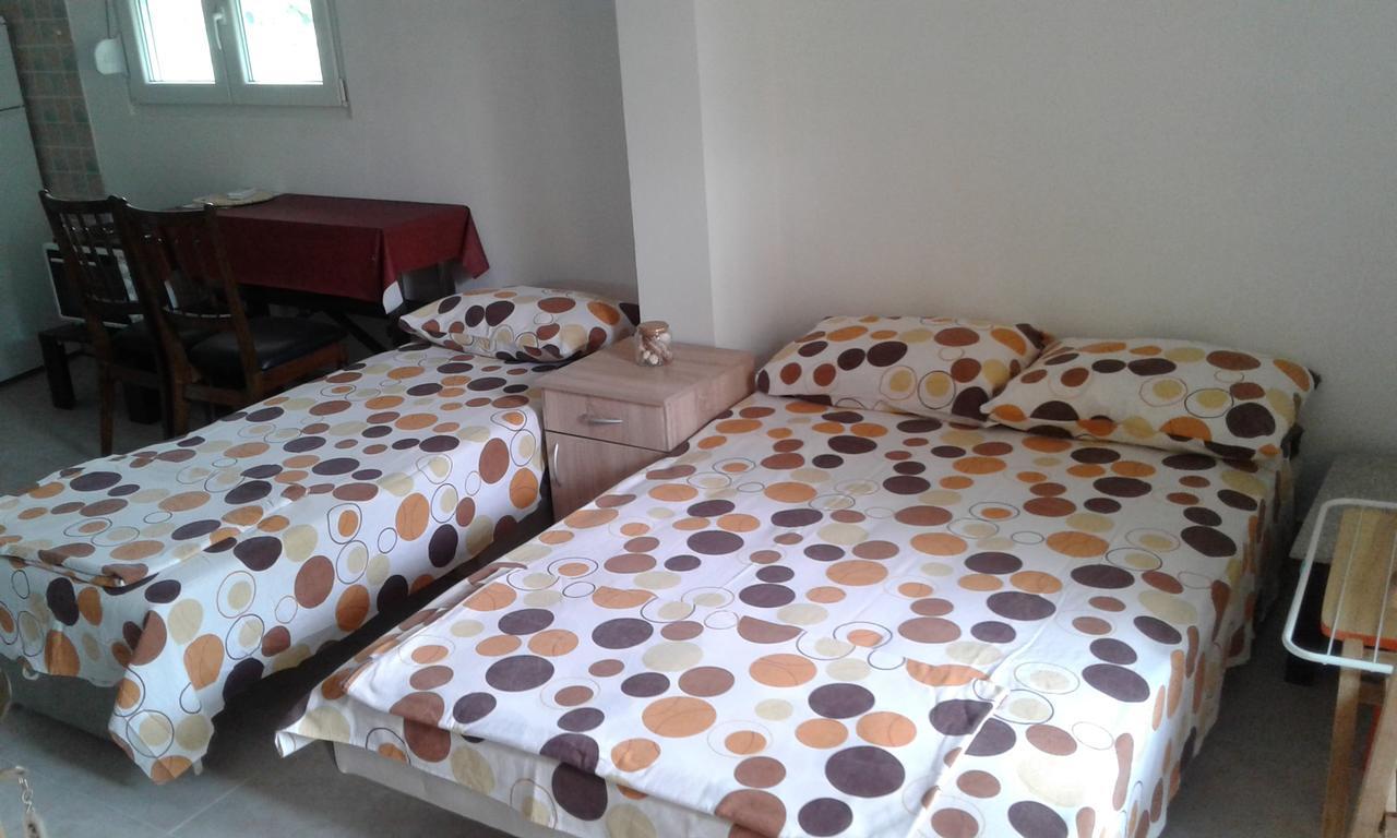 Danijela Apartmani Čanj Exterior foto